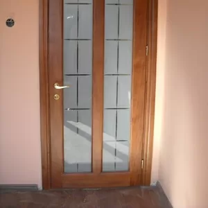 Двері з масиву сосни