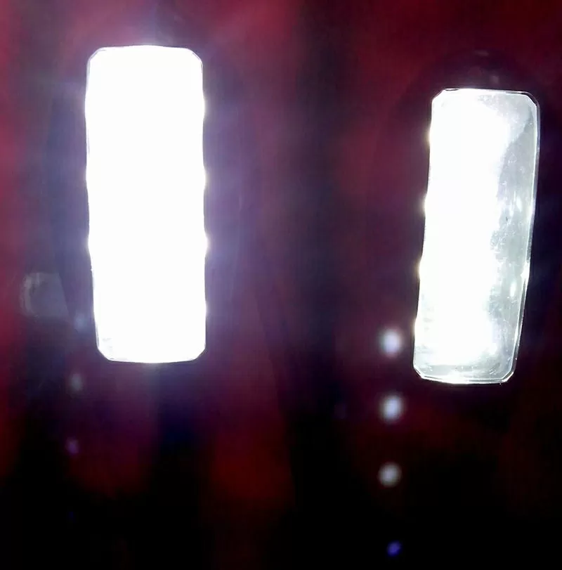 Підсвітка 8-LED для електронних книг,  універсальна 14