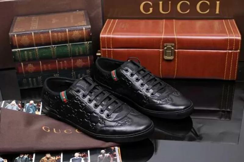  Купити взуття Gucci 4