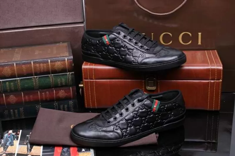  Купити взуття Gucci 6