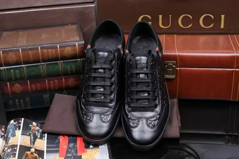  Купити взуття Gucci 7