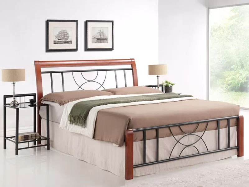 Кровать Cortina польской фирмы Signal 180 Х 200