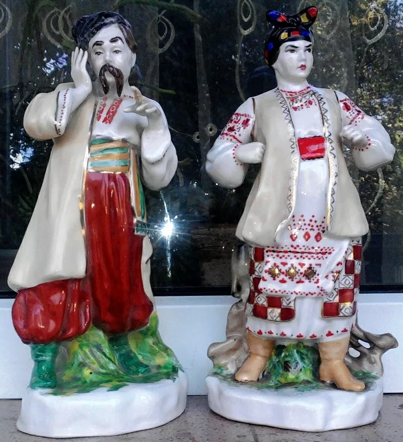 Статуетки: Карась і Одарка. Знаменита скульптурна група Карась та Одар