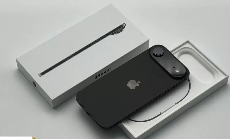 Apple iPhone 17 Pro Max,  17  Pro,  17,  iPhone Air,  iPhone 16 pro max,  1 2