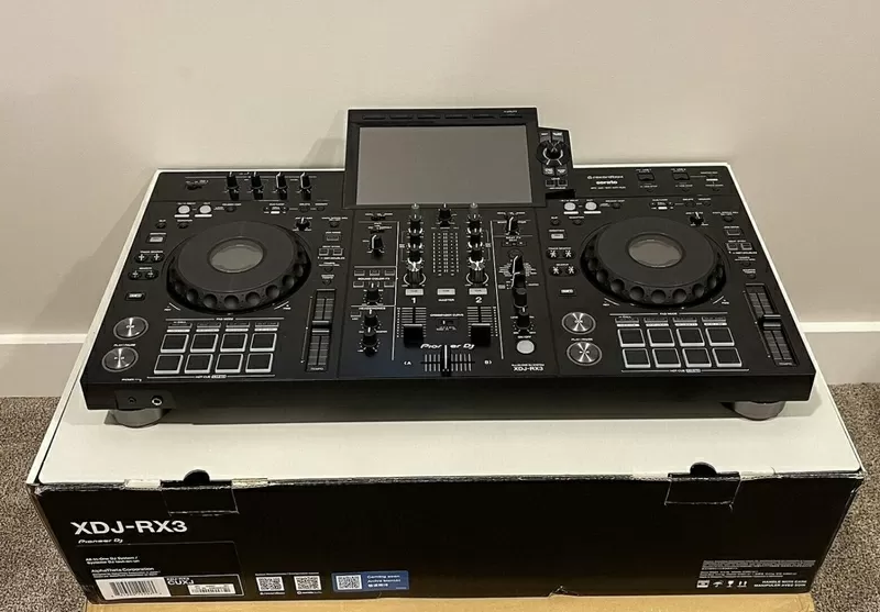 AlphaTheta XDJ-AZ,  Pioneer OPUS-QUAD,  Pioneer XDJ-RX3,  Pioneer XDJ-XZ 4