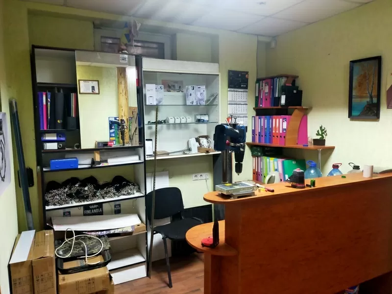 Окрема комерційна будівля у Львові  вул. М. Лобачевського,  4 2