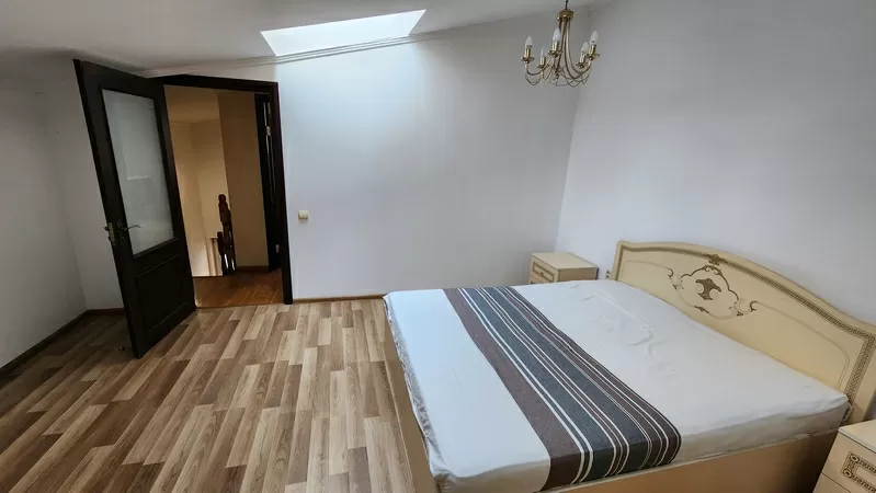 Продаж 2-кімнатної дворівневої квартири в центрі вул. Огієнка,  11 2