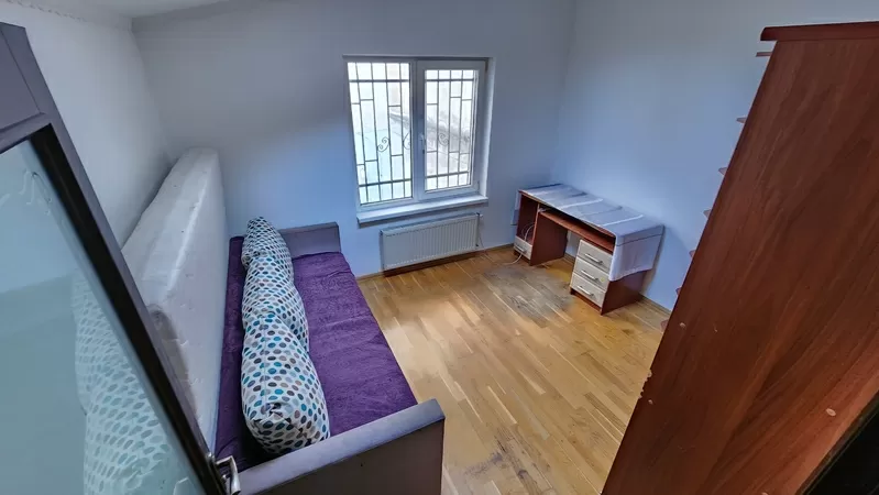 Продаж 2-кімнатної дворівневої квартири в центрі вул. Огієнка,  11 4